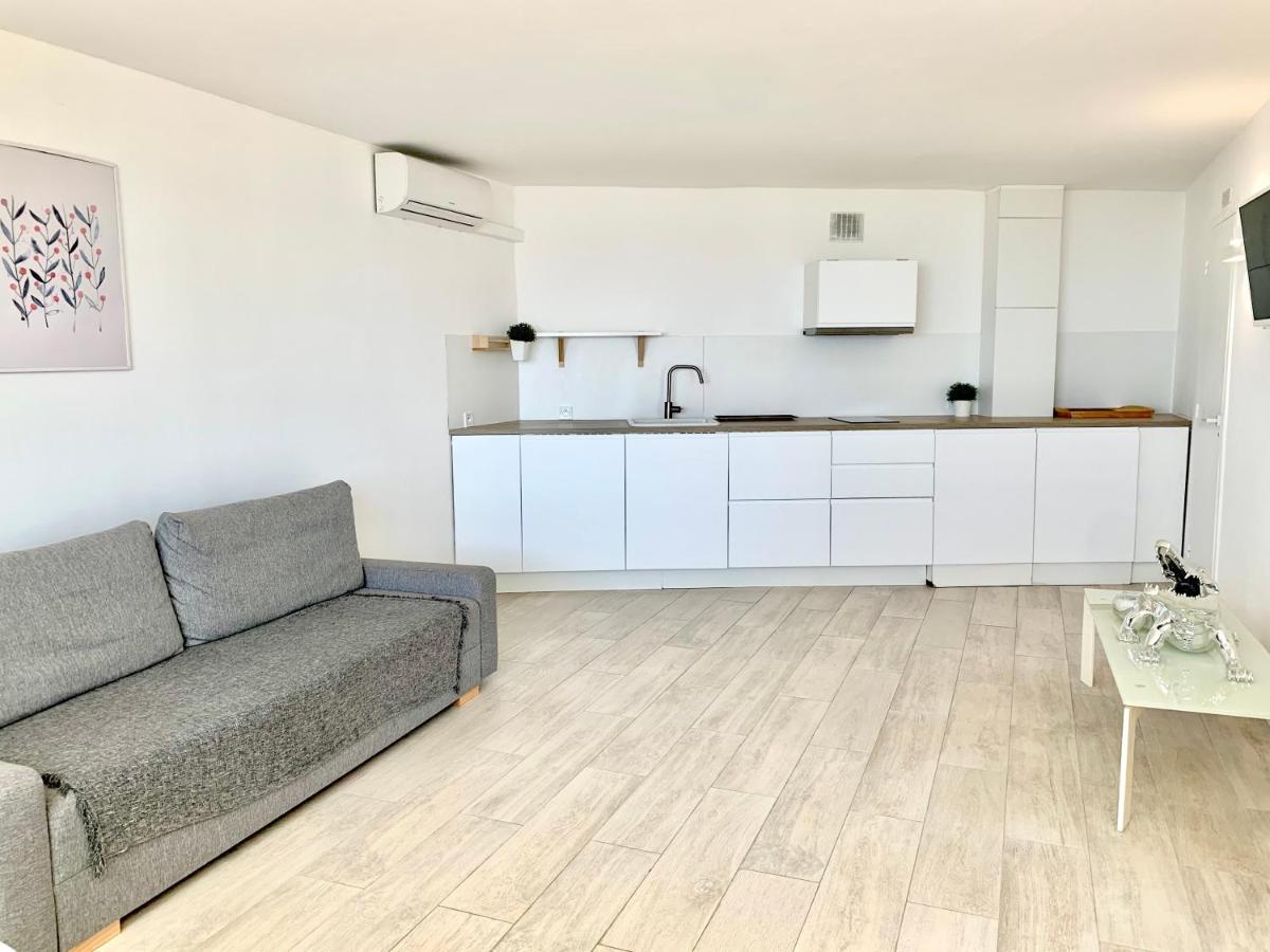 דירות וילנב-לובה Loft Marina Direct Plage מראה חיצוני תמונה